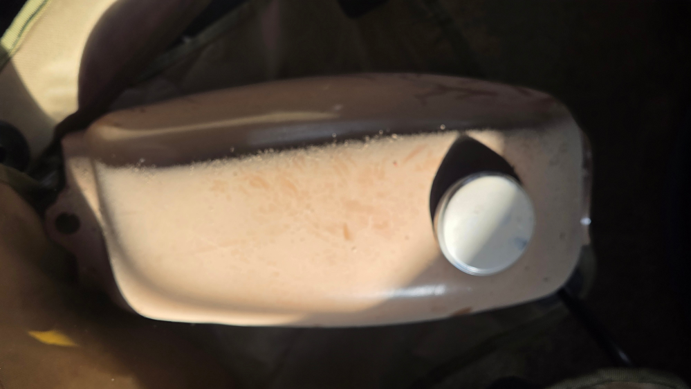 倉庫整理ででてしたこちらのガソリンタンクをネットフリマで売りたい 