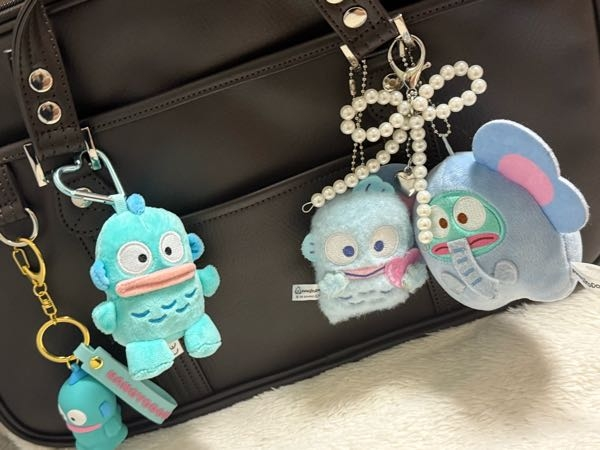 至急。高校生です。スクバにつけるキーホルダーこんな感じでいいと思い