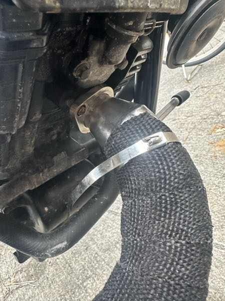 エリミネーター250vのスラッシュカットマフラーについて質問です