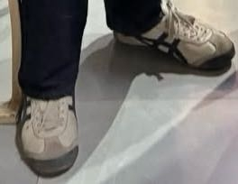 至急！コイン付き！オニツカ詳しい方！！画像が見えにくいかもしれま