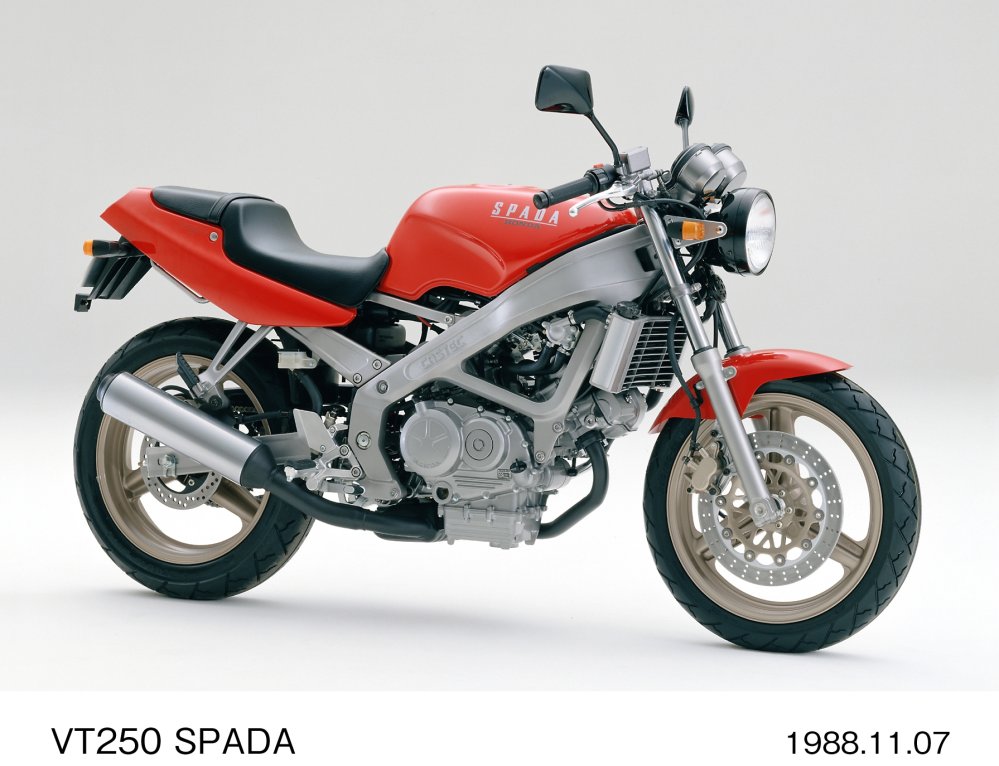 VT250スパーダと250マルチ、どっちの方が速いですか？ストレートではな