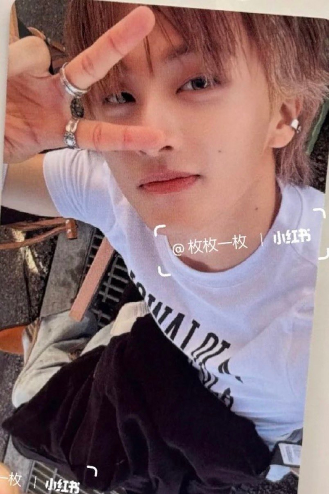 NCTDREAMNCT127のマークさんのトレカについての質問です。このト
