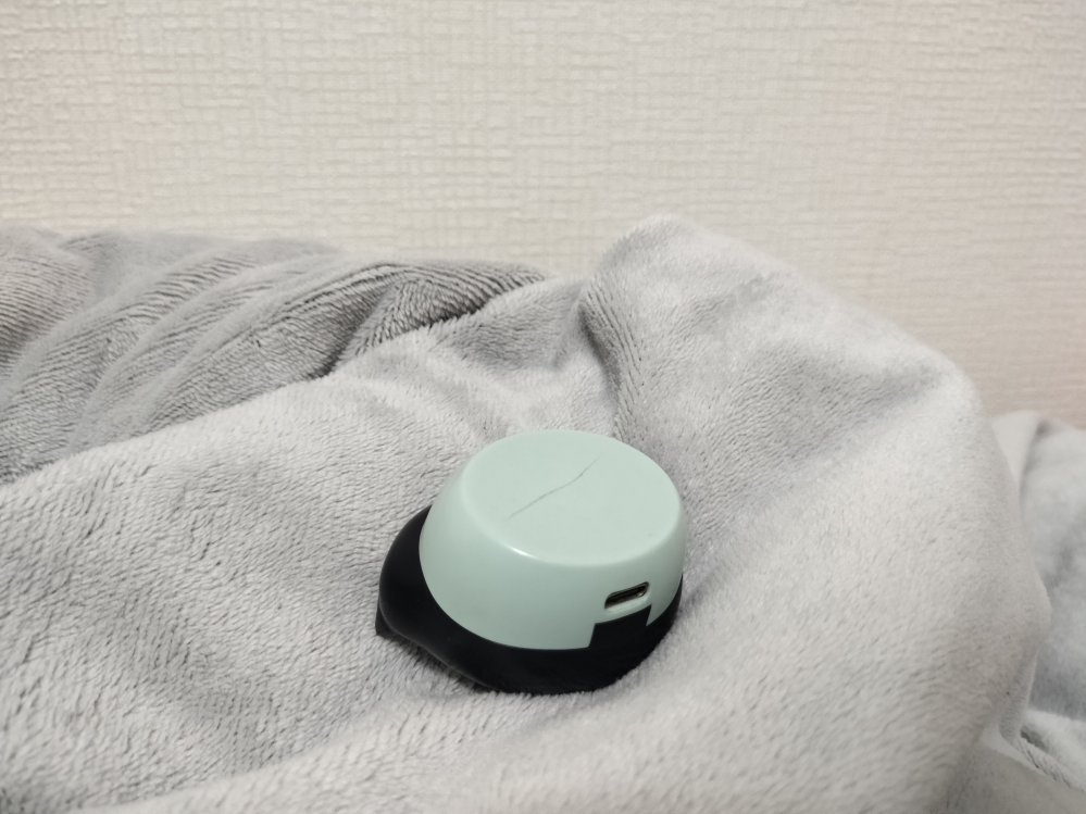 イヤホンについて質問です。2024年の9月に購入し、今まで普通に使っ