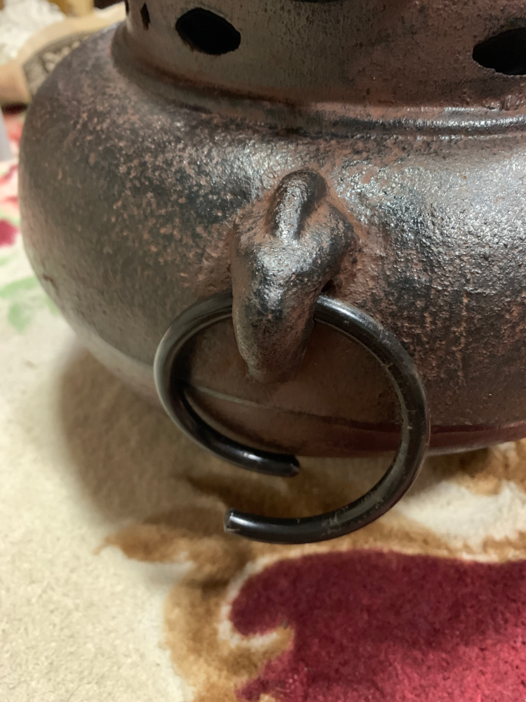 鬼面風炉の鐶について当方、裏千家の茶道を2年ほど習っているもので