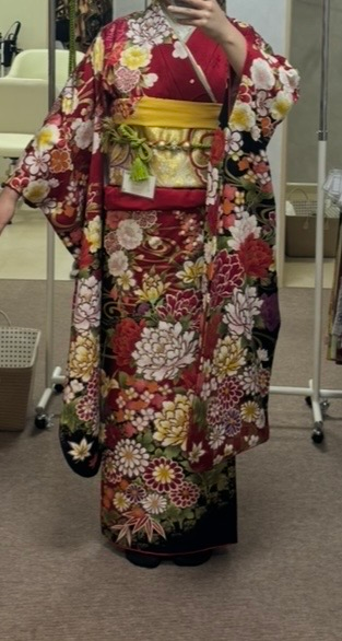 至急です。キモノハーツでの成人式の前撮りの、全データもらえること