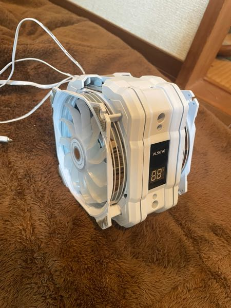 PCやPCのパーツに詳しい方に質問です。これの型番がわかりますでしょ