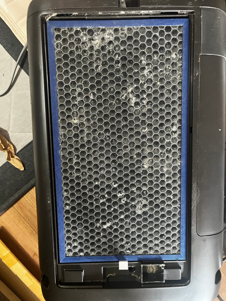 メルカリ商品での質問です。空気洗浄機を購入いたしました。その商品