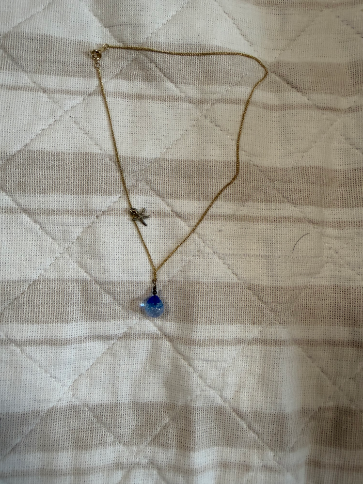 遺品整理で出てきた珍しい物だそうです。 遺品整理をしていたら、こんなものが出てきました。これってなんですか