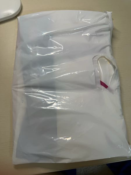 メルカリに出品をしたら、日陶市集公式アカウントというアカウントから