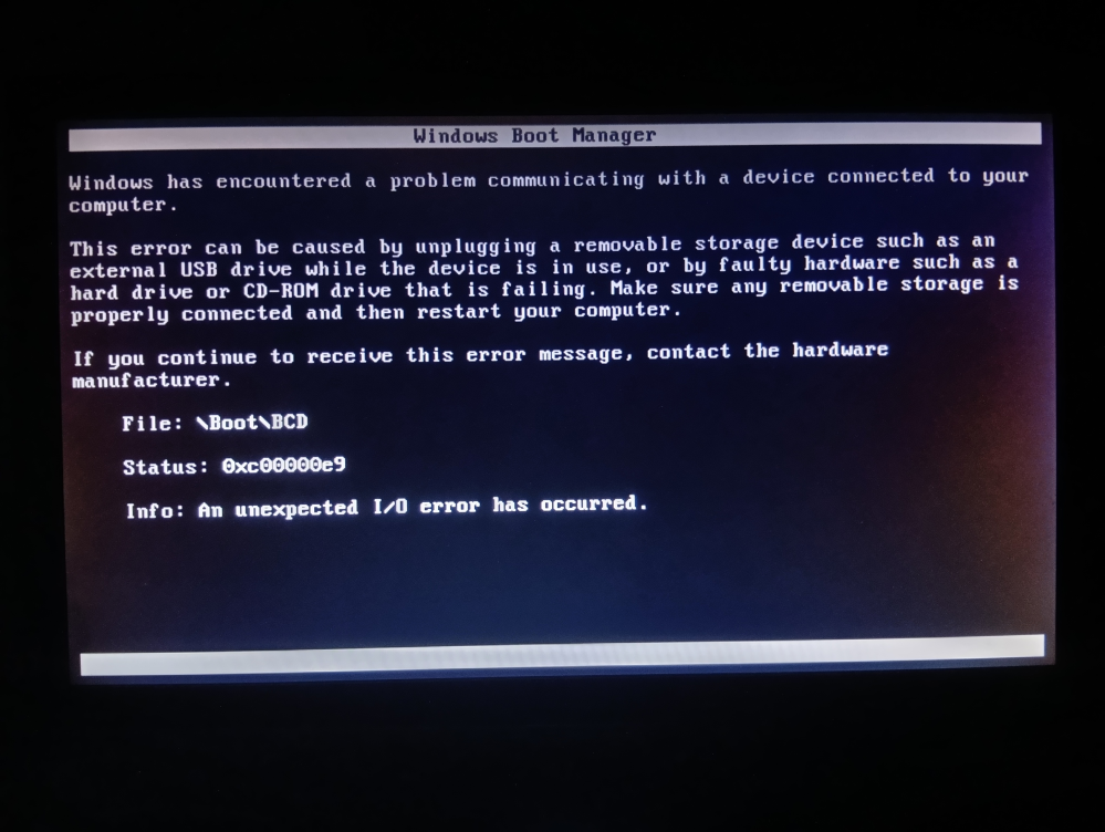 デスクトップPCを開くと毎回このようなエラー画面が出て開けません