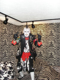 Nanaを見て思ったのですが パンクファッションって意外と格好いいな そ Yahoo 知恵袋