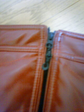 チャックの修理について チャックがずれてはずれません 画像を参照していただ Yahoo 知恵袋