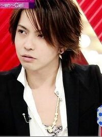 今度hydeの髪型にしてみようと思っているのですが高１の自分にも似合うでし Yahoo 知恵袋