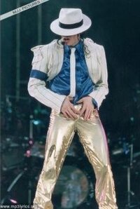 あのギタリストは誰 マイケルジャクソンの９5年mtvでのパフォーマンス Bla Yahoo 知恵袋