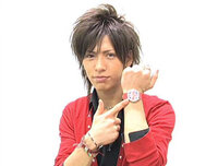 メンズエッグmen Seggの佐藤歩君が最近着ているスタッズの付 Yahoo 知恵袋