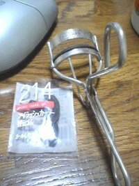 飾りのついたゴムで髪を結ぶのが苦手で 必ず歪みます 飾り部 Yahoo 知恵袋