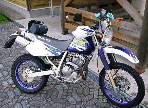 ジェベル２５０ＸＣのＦ・Ｒサス減衰力調整方法 - ジェベル２５０ＸＣには減... - Yahoo!知恵袋