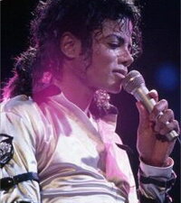 マイケルジャクソンの事が好きすぎて 苦しいです 寝ても覚めても彼 Yahoo 知恵袋