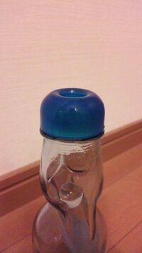 小原って言う会社のラムネのビー玉の取り方を教えてください 画像はこれです Yahoo 知恵袋