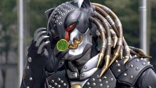 カザリとプレデターどっちが強いですか 検索用 仮面ライダーオーズ Yahoo 知恵袋