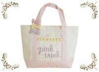 画像 このトートバッグを大学生が使うのは厳しいですか 子供っぽいでしょう Yahoo 知恵袋