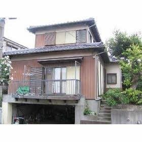 建物の下に駐車場がある場合、建て替えをする時には駐車場を再建築する 