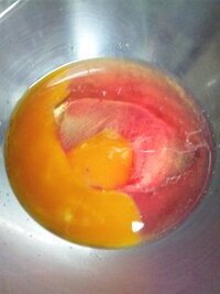 生卵につぶつぶが入ってますが食べても大丈夫でしょうか これ普 Yahoo 知恵袋