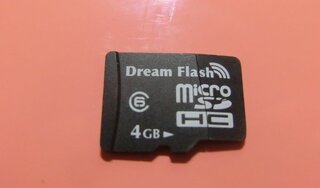 完全には折れてないけどヒビが入って折り曲がったmicrosdカードはもう完 Yahoo 知恵袋