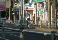 自転車の二人乗りについて警察から注意されました後ろにヘルメットをした小学低学年 Yahoo 知恵袋