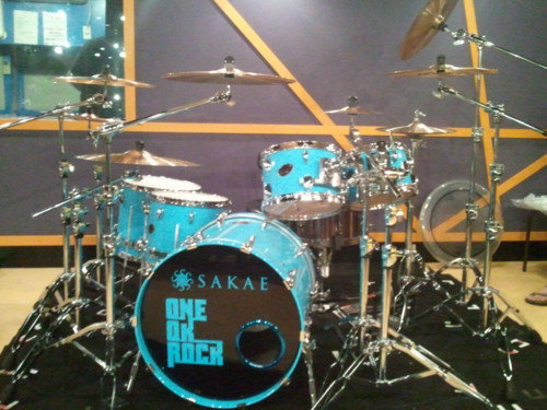 oneokrockのtomoyaのdrumsetについて - tomoya - Yahoo!知恵袋