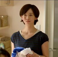 アタックneoのｃｍのお母さん役の女優さんのお名前を教えてください Htt Yahoo 知恵袋