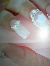 スーパーのレジ店員が爪の保護のためにジェルネイルをするのはありです Yahoo 知恵袋