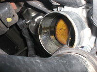 車のマフラーに穴が開きました オートバックスで修理したら だいたいいくらぐら Yahoo 知恵袋