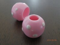 ループエンドの正しい付け方がわかりません 玉結びの所は大きい穴に Yahoo 知恵袋