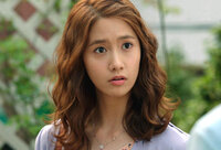 少女時代のユナみたいな髪型にしたいのですがどうすればできますか Yahoo 知恵袋