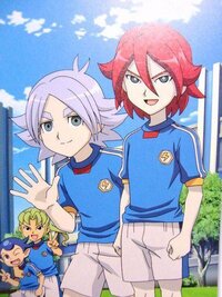 イナズマイレブン こいつらは 日焼け止めを塗りたくっているのですか Yahoo 知恵袋