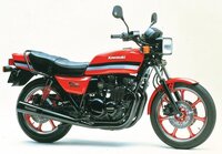 ８０年代の中型二輪免許 大型二輪免許の時代 当時は中型二輪免許で４００ｃｃ Yahoo 知恵袋