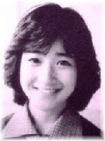 岡田有希子 本名 佐藤佳代 満18歳没 が飛び降り自殺して26年 Yahoo 知恵袋