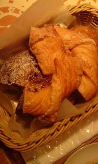 安くて美味しいパン食べ放題のお店を教えてください バケット サン Yahoo 知恵袋