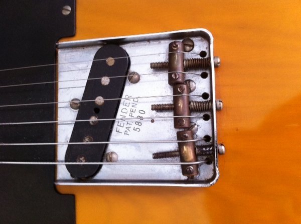 FenderJapanのシリアル（4桁）について、教えてください。 - Fe