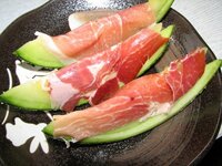 イタリア料理ではこの時期よく生ハムにメロンが出されますが生ハムにキュウリの方 Yahoo 知恵袋