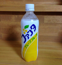 コーラとファンタグレープを混ぜて飲むと味が薄くなりました さてコーラに混ぜ Yahoo 知恵袋