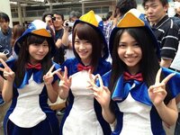 Akb元チーム４以外の正規メンバーで 走れペンギン の衣裳着た子いる Yahoo 知恵袋