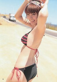 岡本玲ちゃんってなんでこんな水着姿披露してくれるんですか 事務所がガン Yahoo 知恵袋