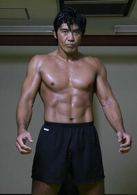 現在の船木誠勝さん 写真は４年ほど前のdreamで総合格闘技をしてた頃の Yahoo 知恵袋