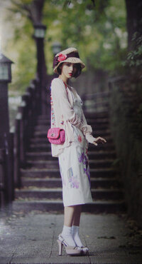 この写真って満島ひかりさんですか なんの写真でしょうか Yahoo 知恵袋