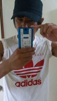 ｔシャツからはみ出たわき毛 自分はｔシャツを着ると 画像 一 Yahoo 知恵袋