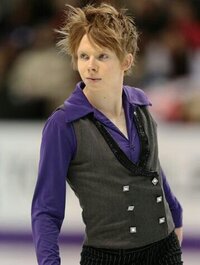 鼻が強烈なケビン選手は ケビンっていう顔だなって思いか レイノ Yahoo 知恵袋