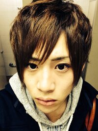 横顔イケメン正面ブサイクと正面イケメンと横顔ブサイクどっちがいいです Yahoo 知恵袋