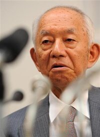 極真空手 館長 松井章圭 が 指定暴力団と飲食の接待を受けている所を Yahoo 知恵袋